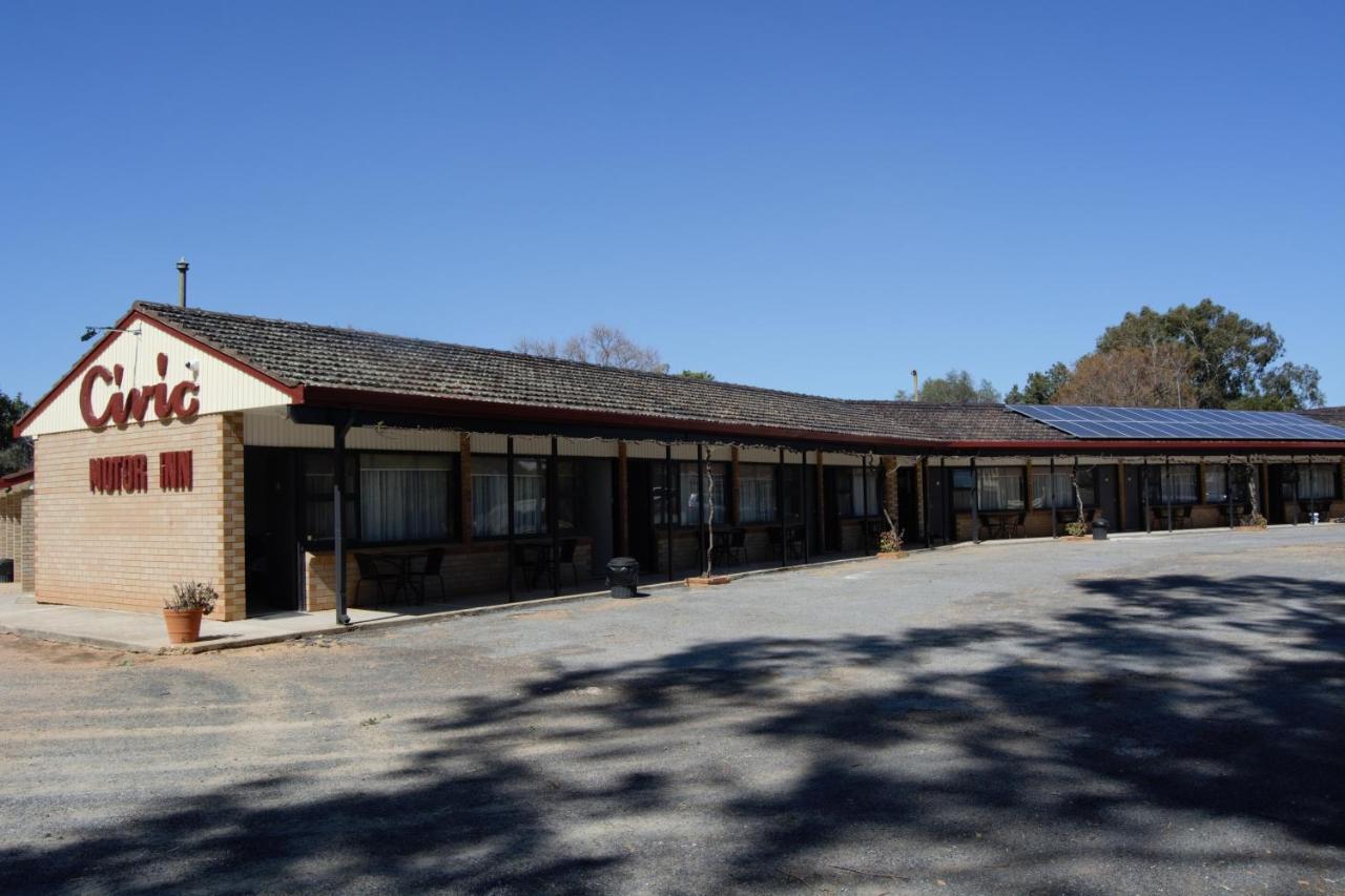 Civic Motor Inn Cowra Extérieur photo