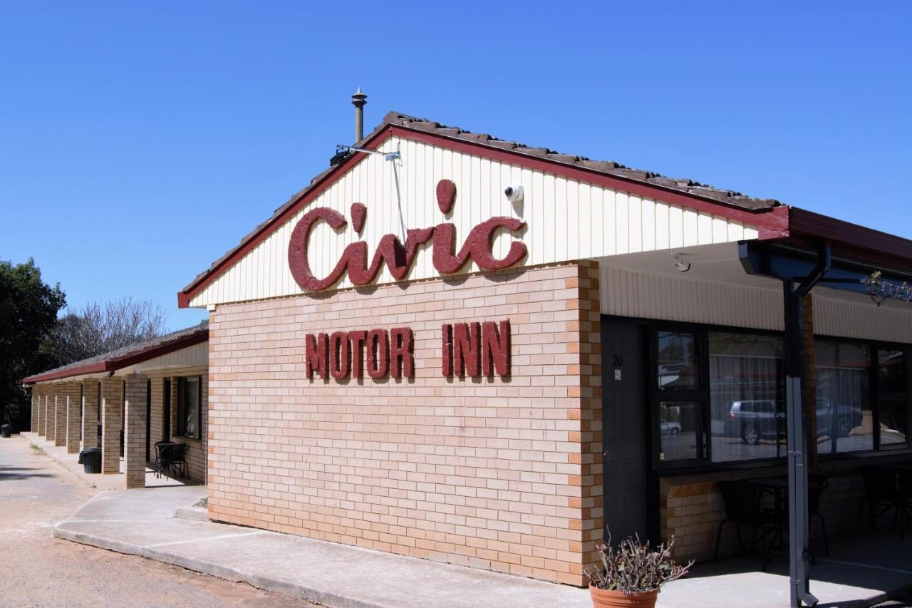 Civic Motor Inn Cowra Extérieur photo