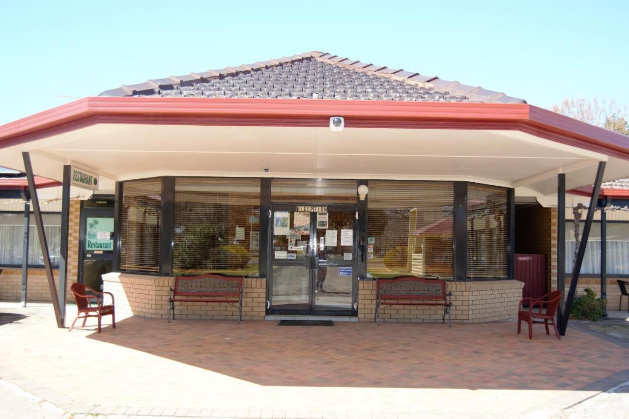 Civic Motor Inn Cowra Extérieur photo